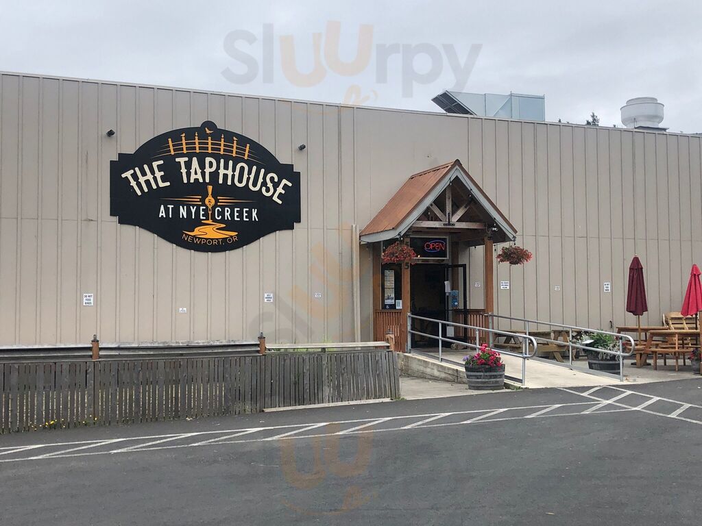 The Tap House At Nye Creek