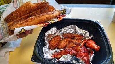 Hungry Howie's Pizza