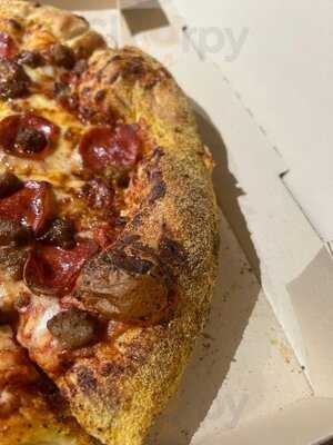 Hungry Howie's Pizza