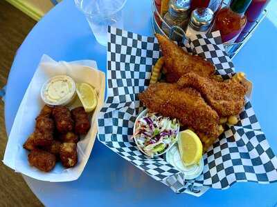 The Fish Peddler Market Newport