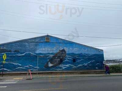 The Fish Peddler Market Newport