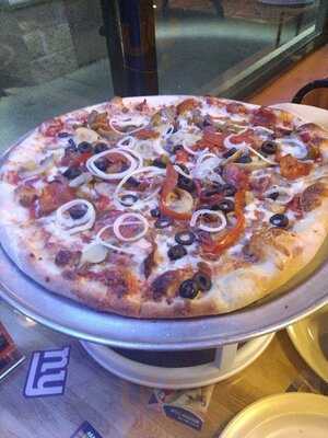 New York's Famous Pizza & Pasta