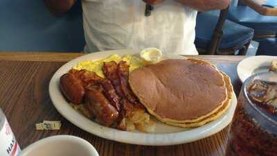 Acropolis Cafe Restaurant