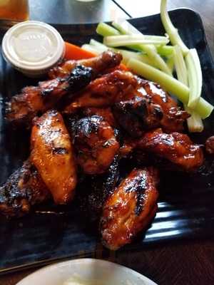 Boathouse Bar And Grill.