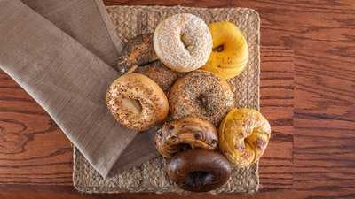 Corner Bagelry And Delicatessen