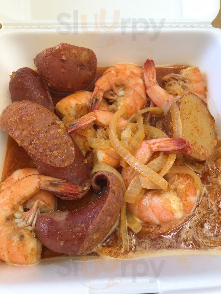 Kajun Seafood And Wings