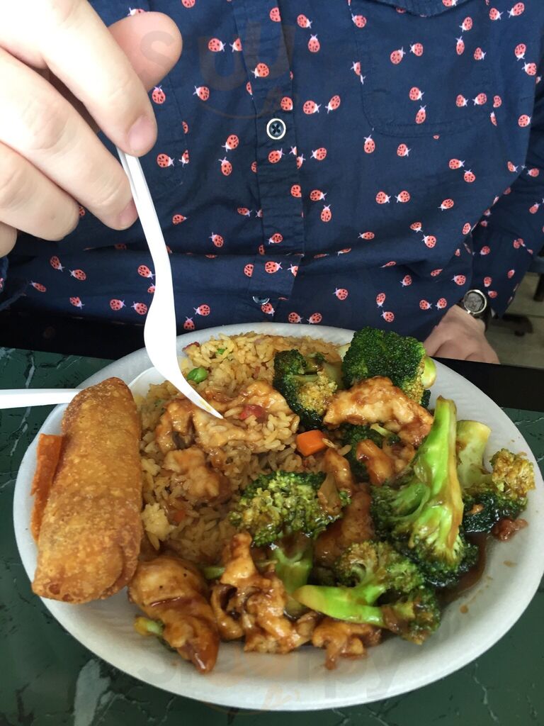 Hunan Chinese Restaurant