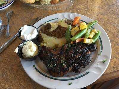 Embarcadero's Waterfront Grille