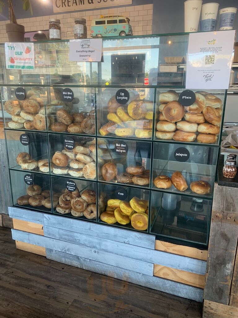Joe's Bagel And Grill
