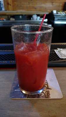 Paul's Tavern And Cabin