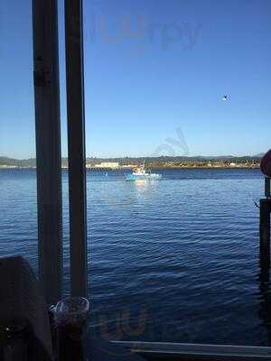 Pier 839 Restaurant & Bar