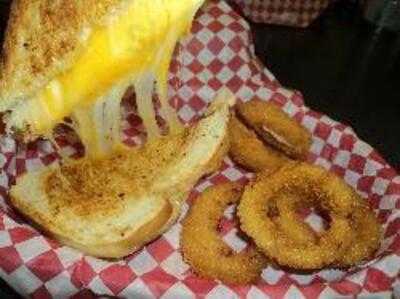 Flashbacks Fountain And Grill