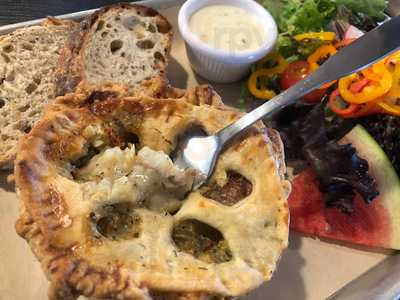 Bites On The Courtyard