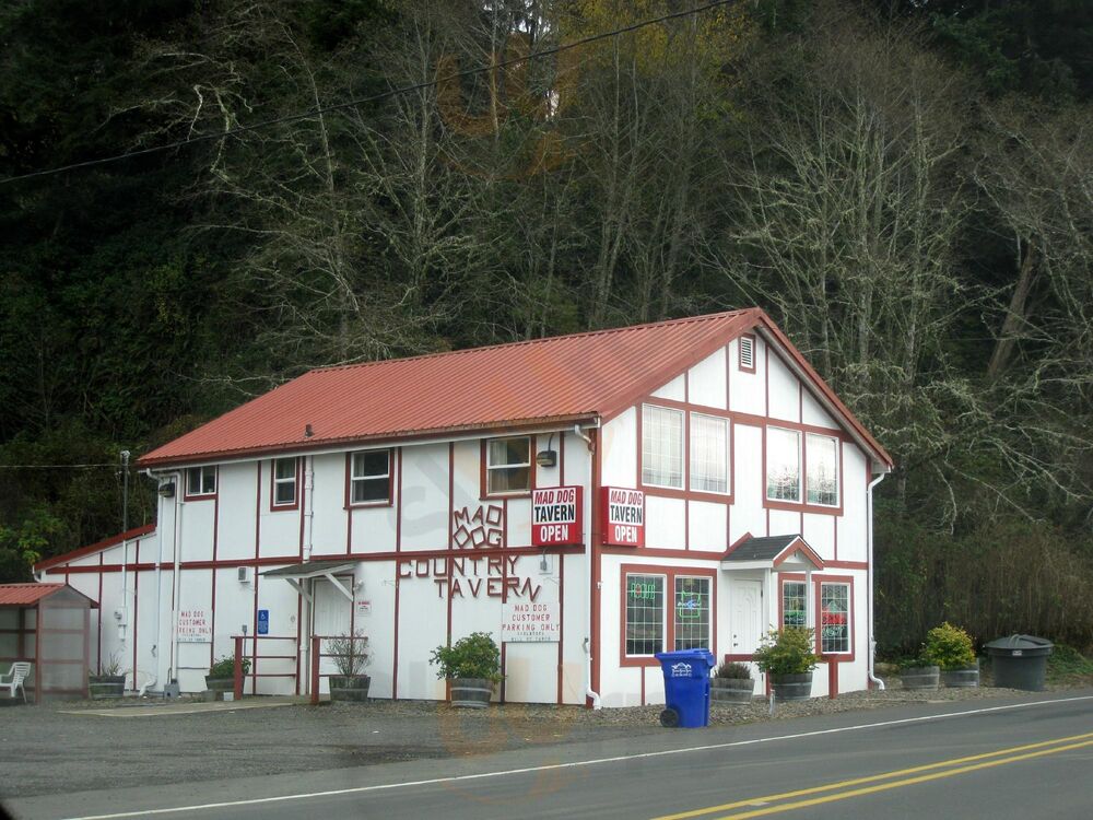 Mad Dog Country Tavern