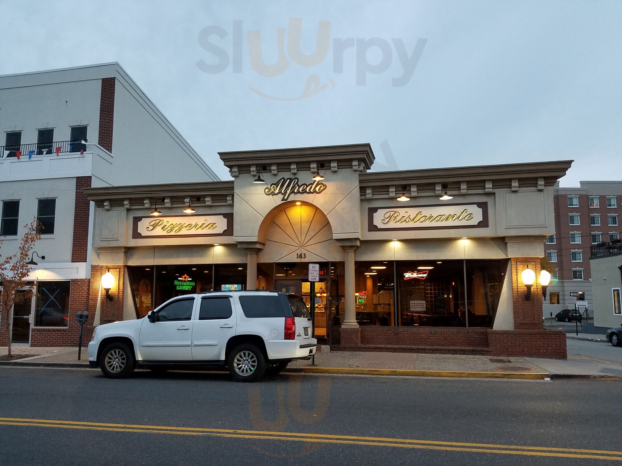 Alfredo Pizzeria