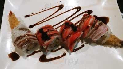 Tobiko Sushi Asian Fusion Lounge