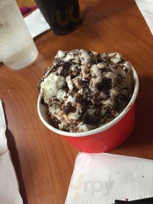 Fire & Ice Pizzeria & Creamery