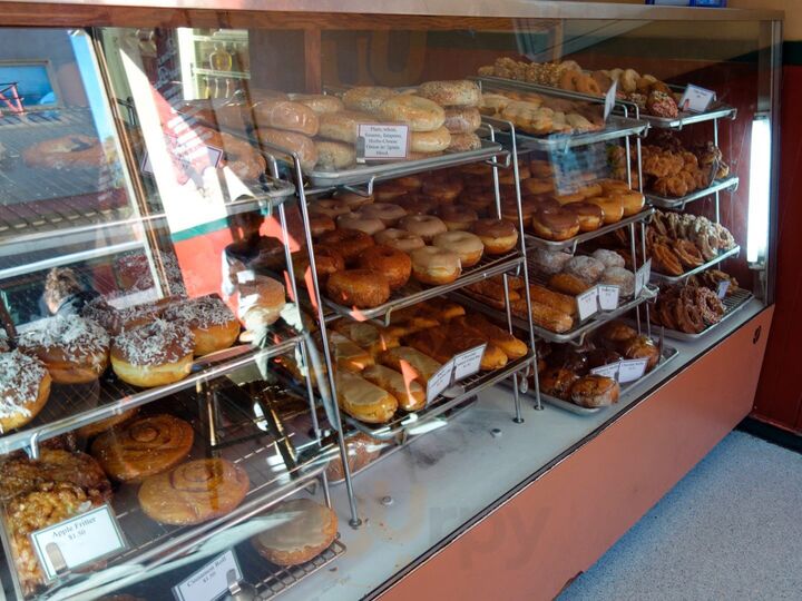 Don's Donuts Pizza & Deli