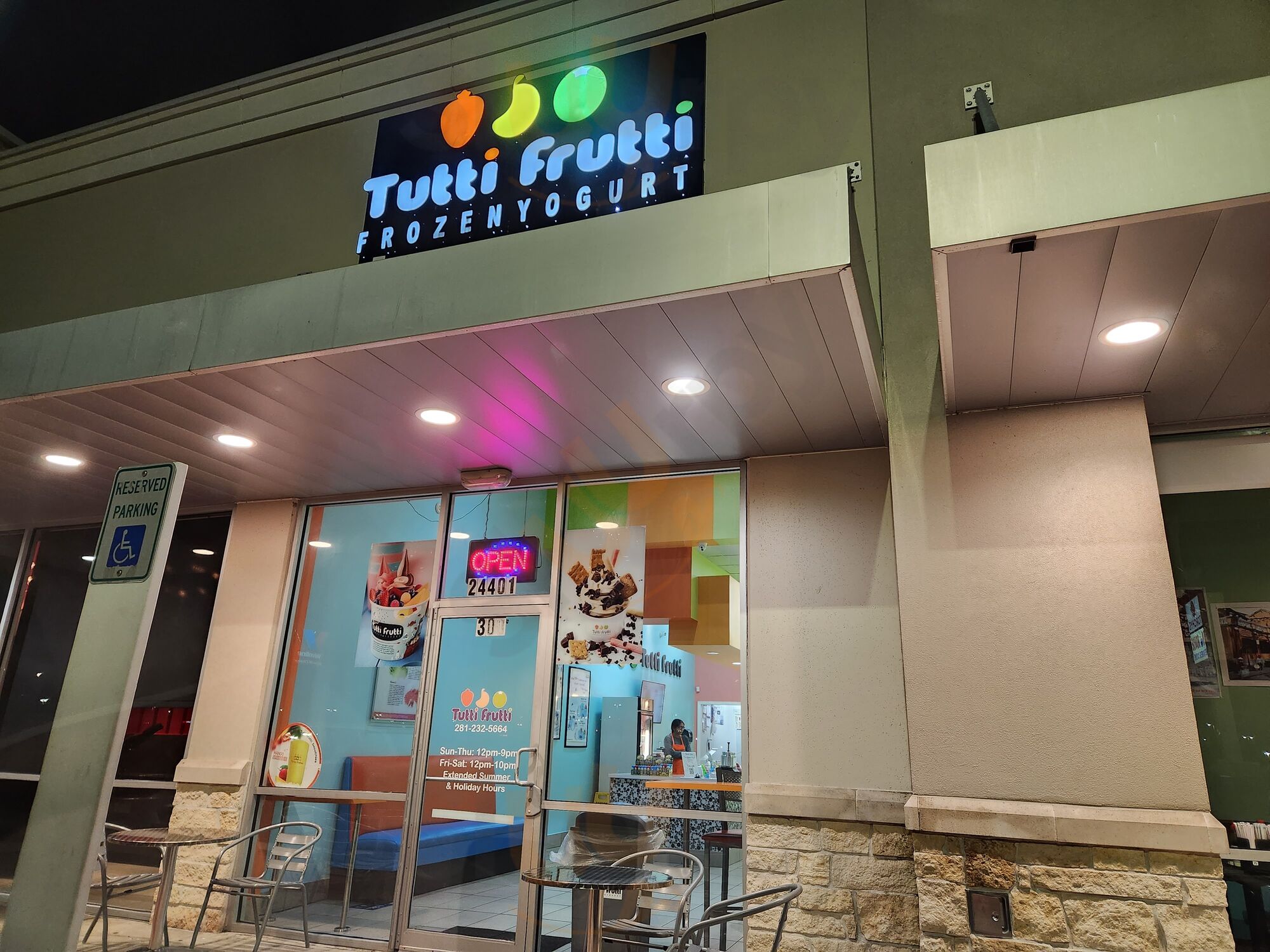 Tutti Frutti - Brazos Town Center