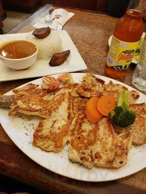 Mi Casa Dominican Restaurant And Bar