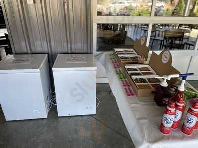 Hoopla Frozen Yogurt