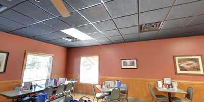 Holt Lake Bar-b-que & Seafood