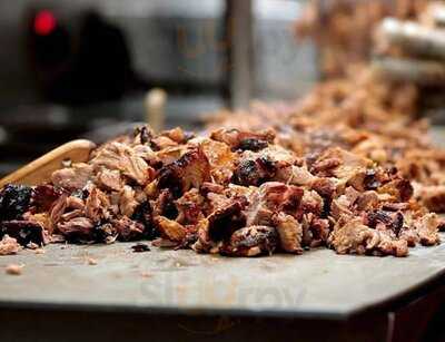 Famous Dave's Bar-b-que