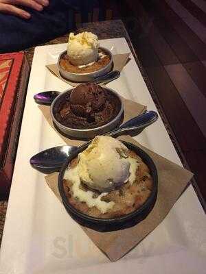 Bj's Restaurant & Brewhouse