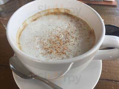 Trummer's Coffee & Wine Bar