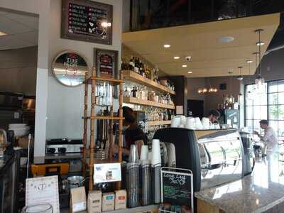 Trummer's Coffee & Wine Bar