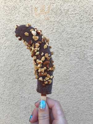 Honeymoon Ice Cream Scoop Shop