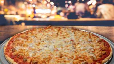 Pyramid Sports Bar And Pizzeria