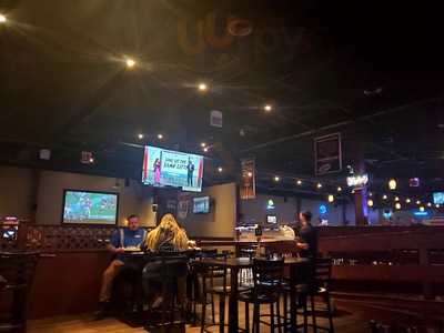 Pyramid Sports Bar And Pizzeria