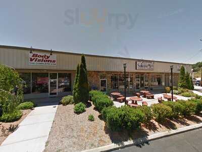 Sakura Japanese Grill & Sushi Bar