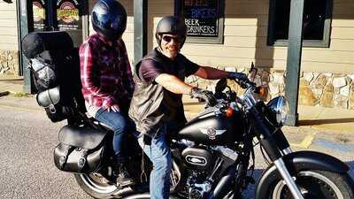 Mulligans Bar And Grill