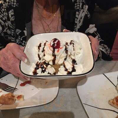 Vito's Pizza & Indoor Patio