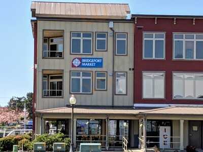 Bridgeport Market