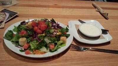 California Pizza Kitchen