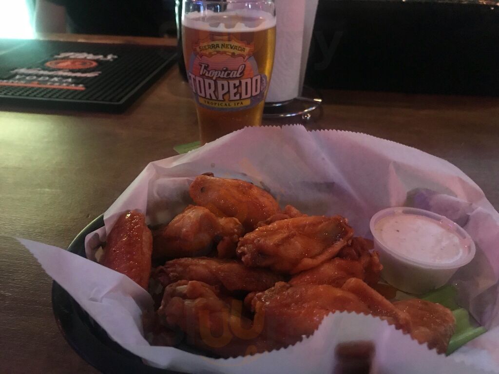 Borgatas Bar And Grill