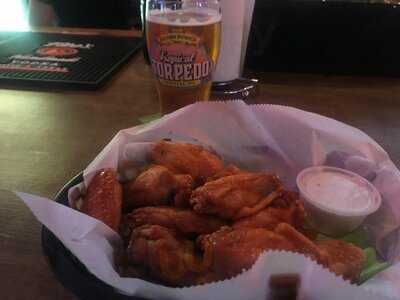 Borgatas Bar And Grill