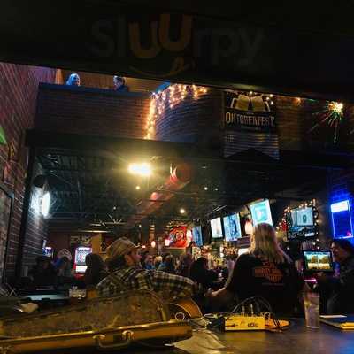 Borgatas Bar And Grill