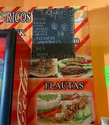 Rico's Tacos