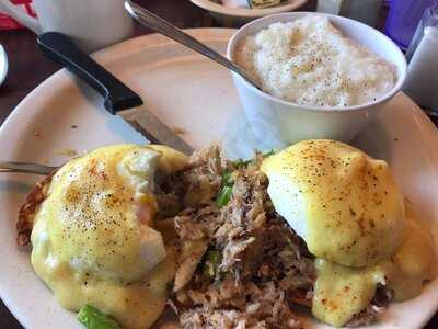 Tj's For Great Food - Breakfast And Lunch