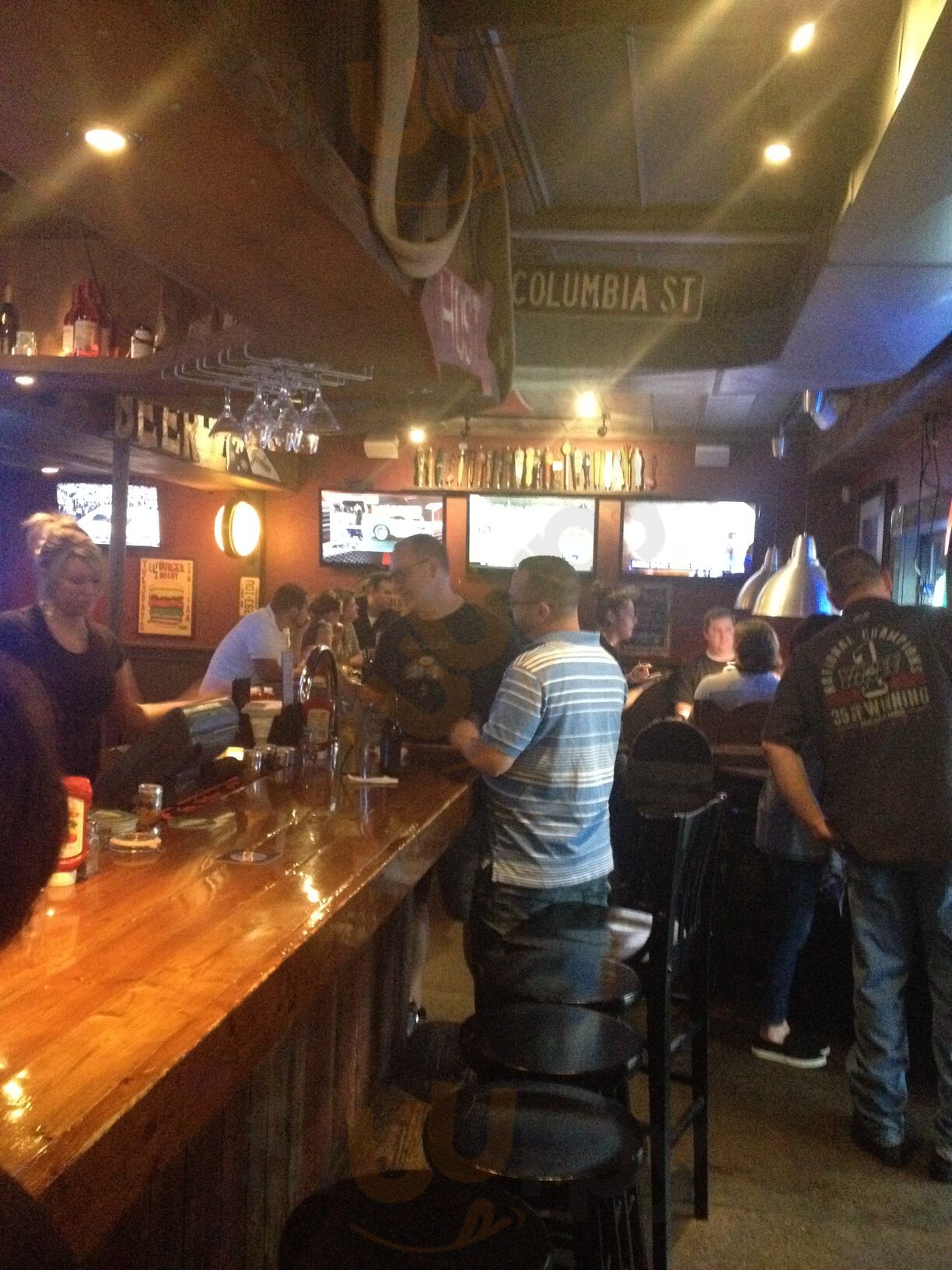Bull & Bear Roadhouse