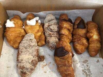 Burneys Bakery & Ice Cream