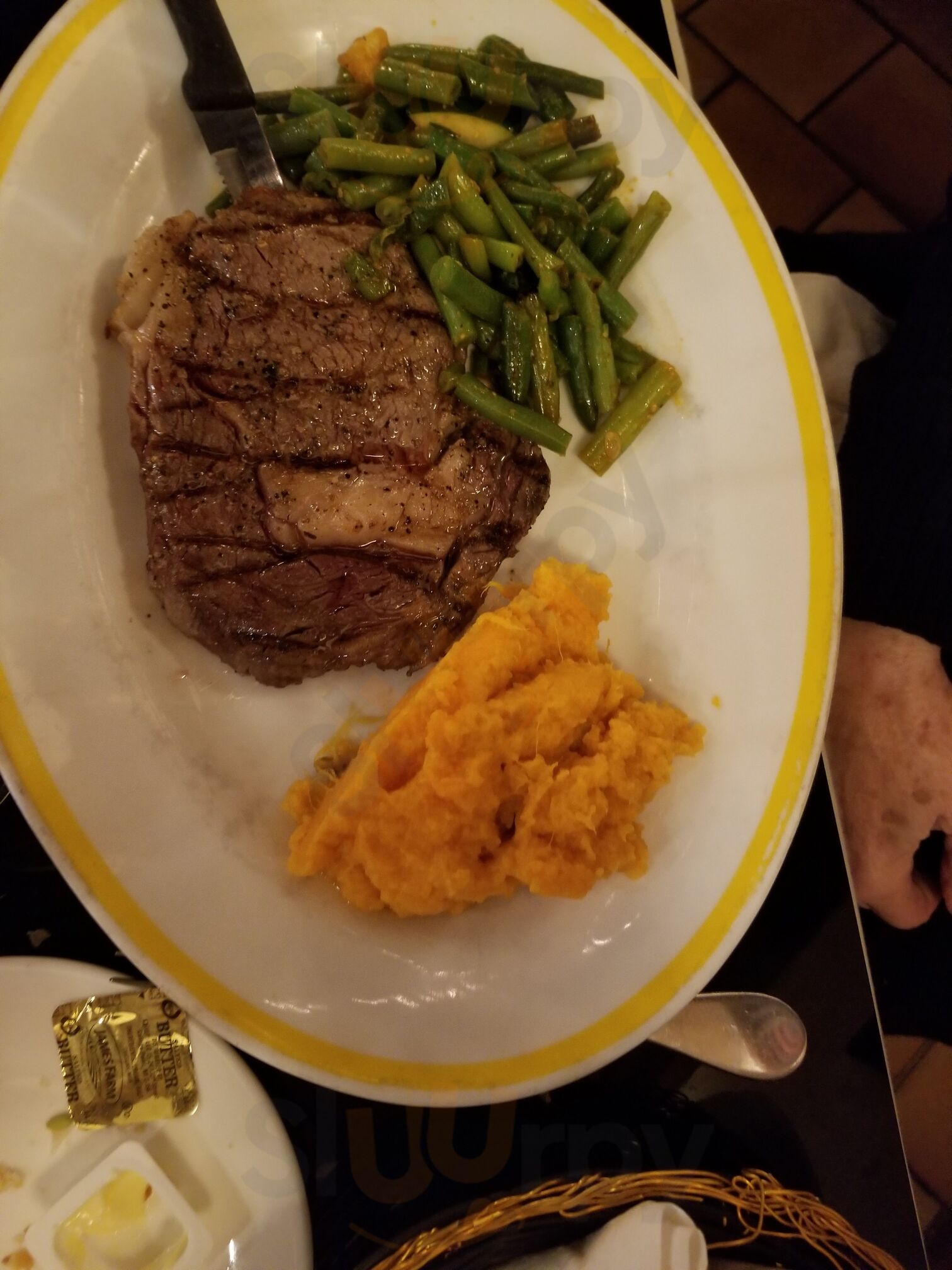 Hemmingway's Bistro