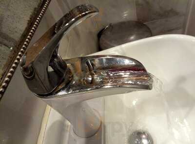 Solano's Lincoln Lounge