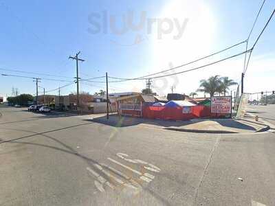 La Parrilla Guacamole Grill