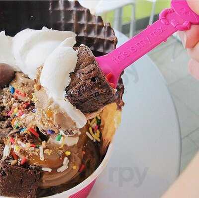 Menchie's Frozen Yogurt