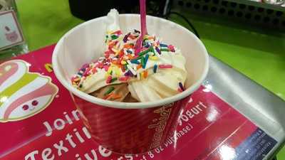 Menchie's Frozen Yogurt